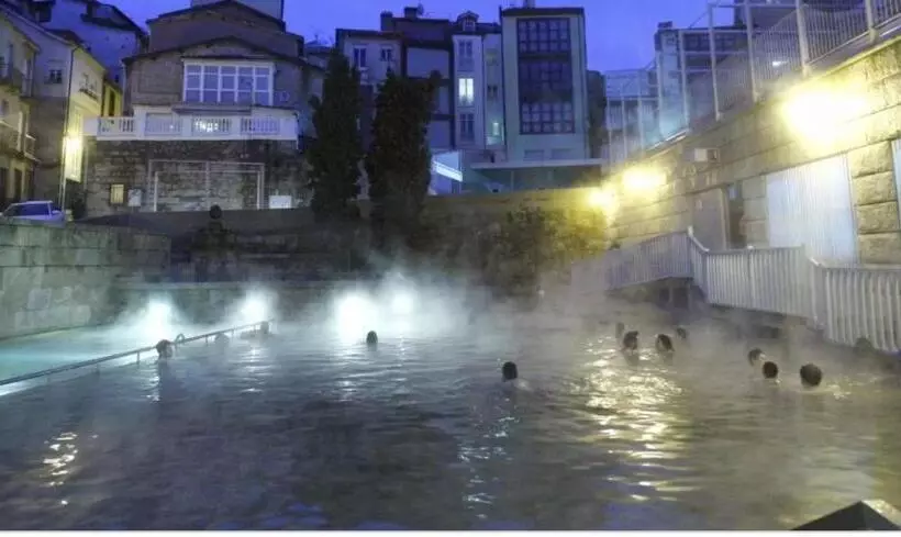 پانسیون New J&j Hostel