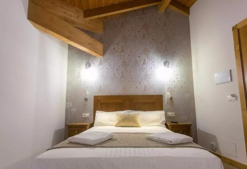 استراحتگاه Casa Da Ponte De Penas
