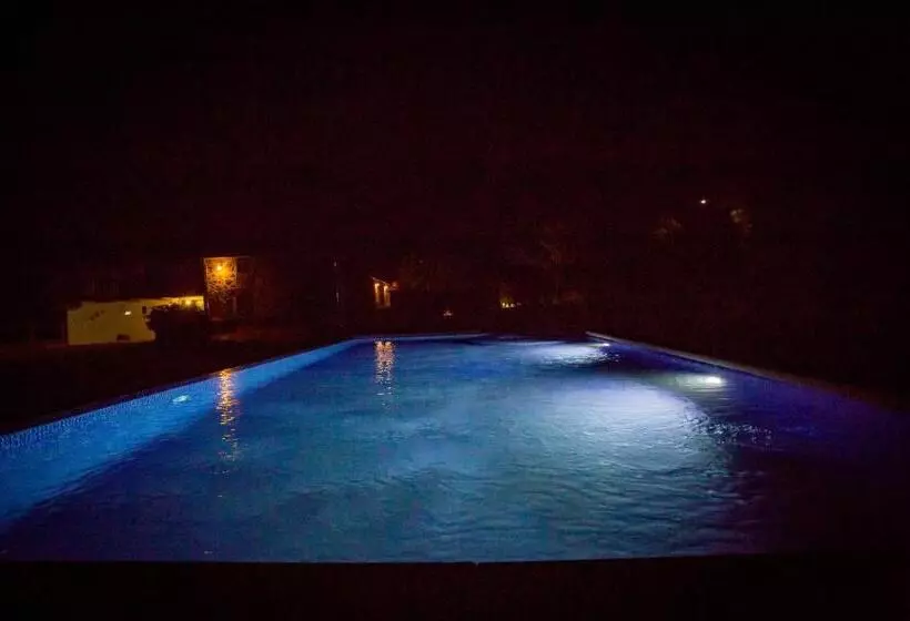 استراحتگاه Casa Da Ponte De Penas