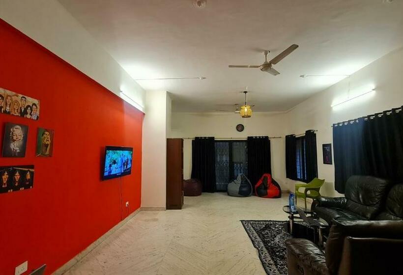 Rostel Backpackers Hostel