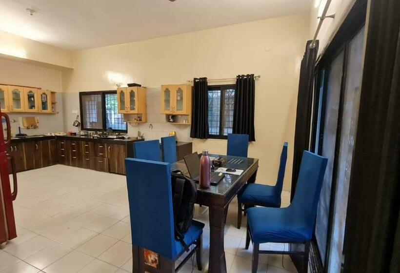 Rostel Backpackers Hostel