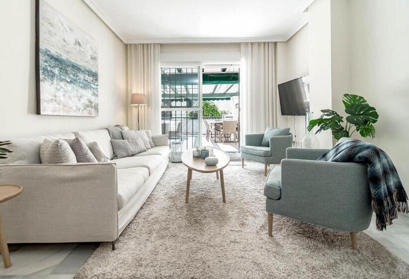 Sensational And Exotic 3 Bedroom Retreat In Nueva Andalucia With A Palm Garden