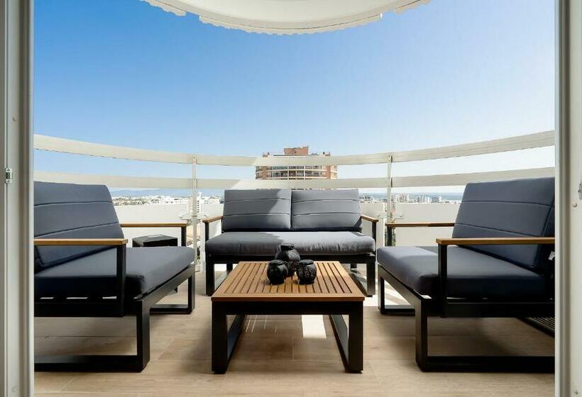 Charming Apartment W/ Pool & Balcony In Portimão By Lovelystay