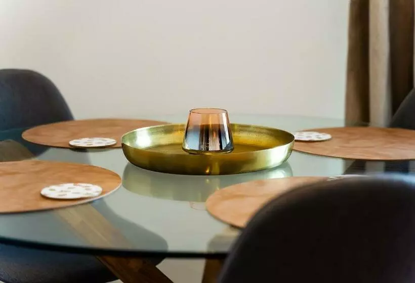 Charming Apartment W/ Pool & Balcony In Portimão By Lovelystay