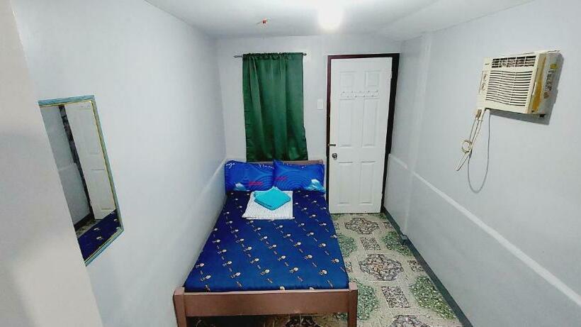 Genna S Tourist Inn Standard Room