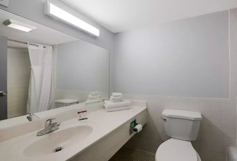 Hotelli Essence Express Wayne