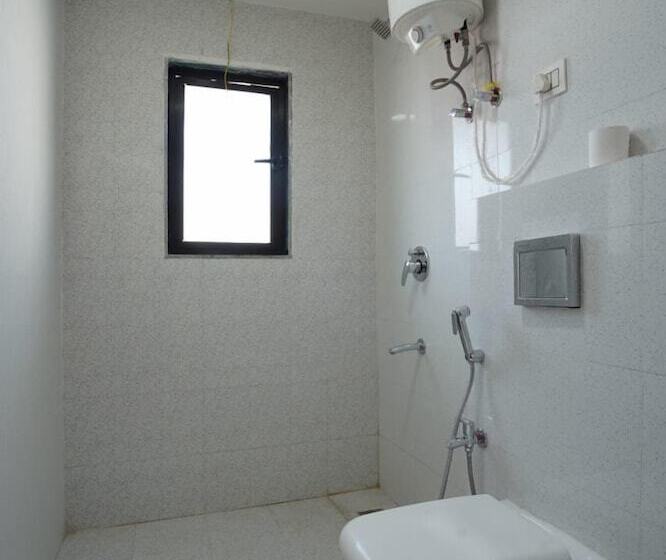 Hotel Yellow Leaf Haridwar