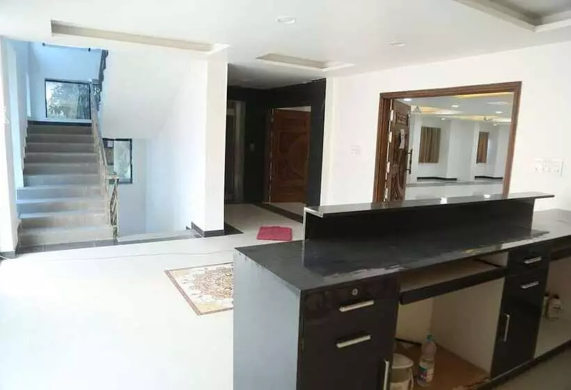 Hotel Yellow Leaf Haridwar