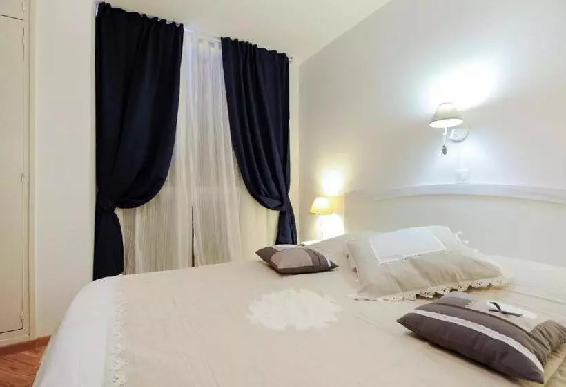 ペンション Tinel Rooms Old City Center