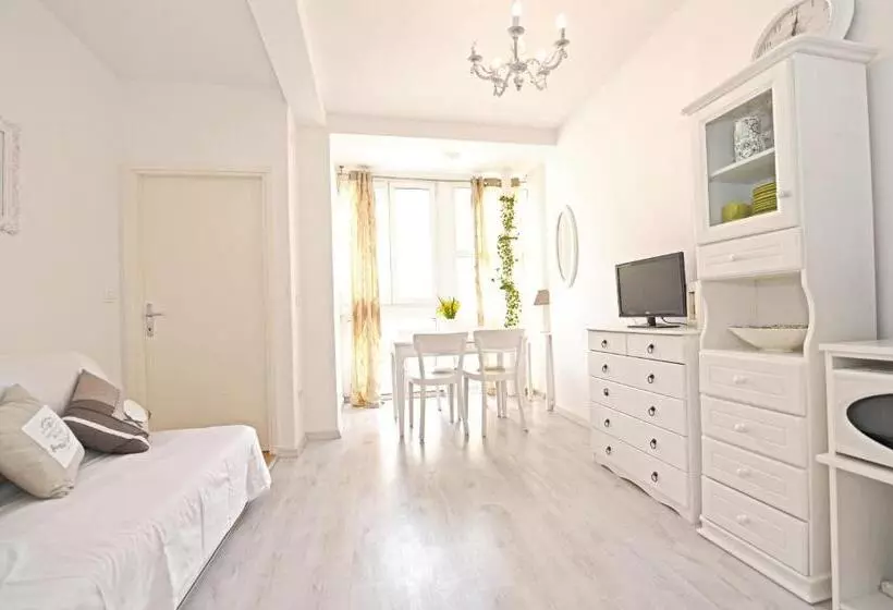 ペンション Tinel Rooms Old City Center
