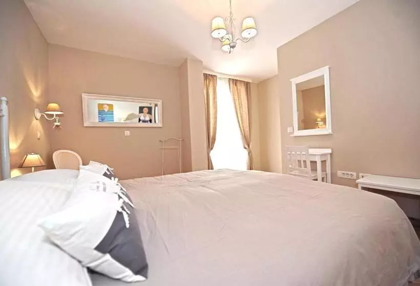 ペンション Tinel Rooms Old City Center