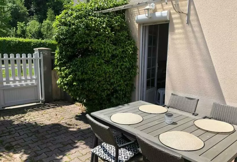 Petite Maison Avec Terrasse