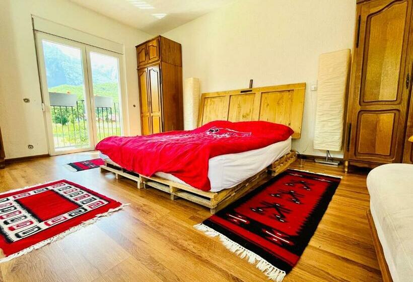 تختخواب و صبحانه A Breath Of Fresh Air