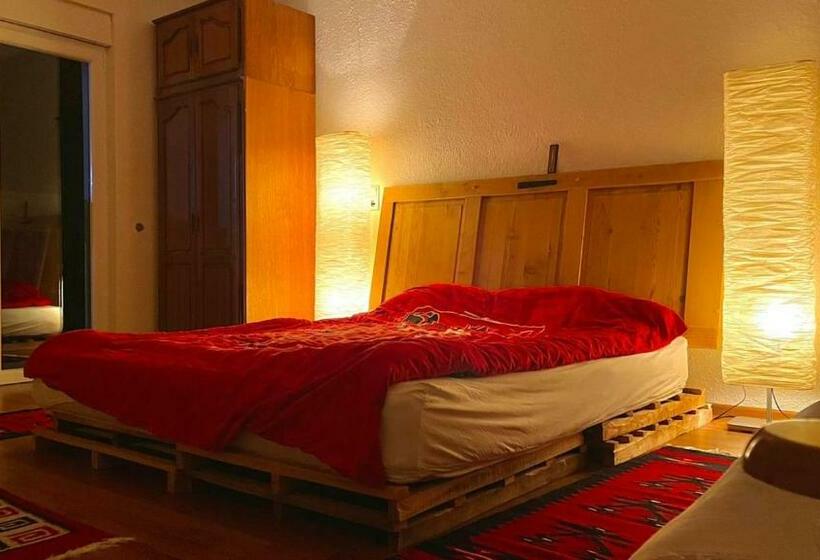 تختخواب و صبحانه A Breath Of Fresh Air