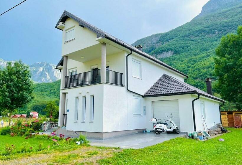 تختخواب و صبحانه A Breath Of Fresh Air