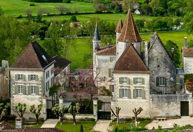 Château Des Sénéchaux, Bourdeilles
