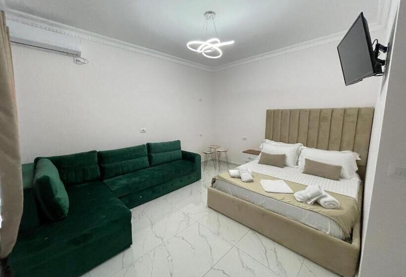 בית מלון כפרי Golden Hill Ksamil