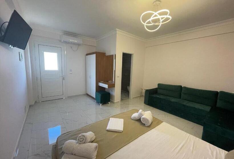 בית מלון כפרי Golden Hill Ksamil