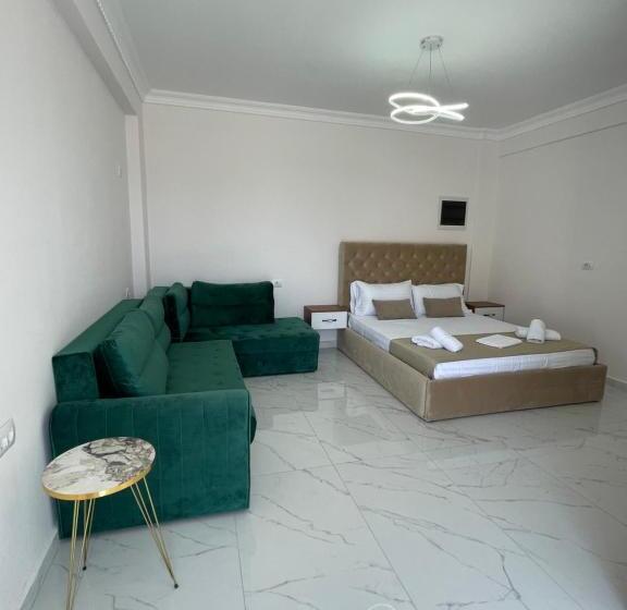 בית מלון כפרי Golden Hill Ksamil