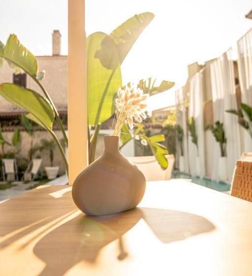 Hotell Voger Alaçatı Köyiçi