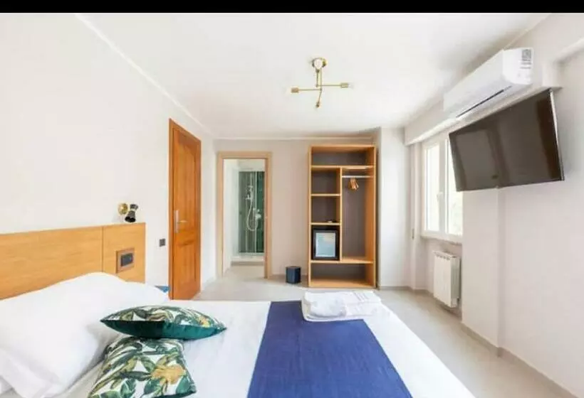 Aamiaismajoitus (B&B) Frontemare