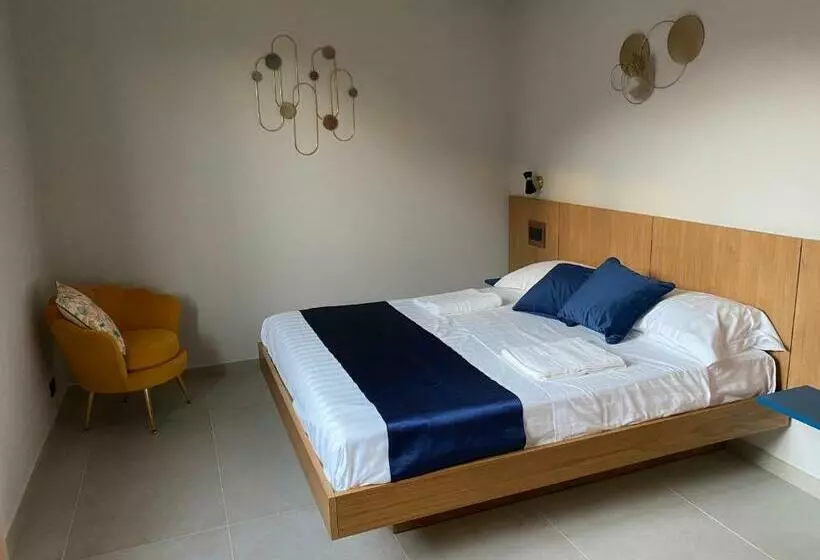 Aamiaismajoitus (B&B) Frontemare