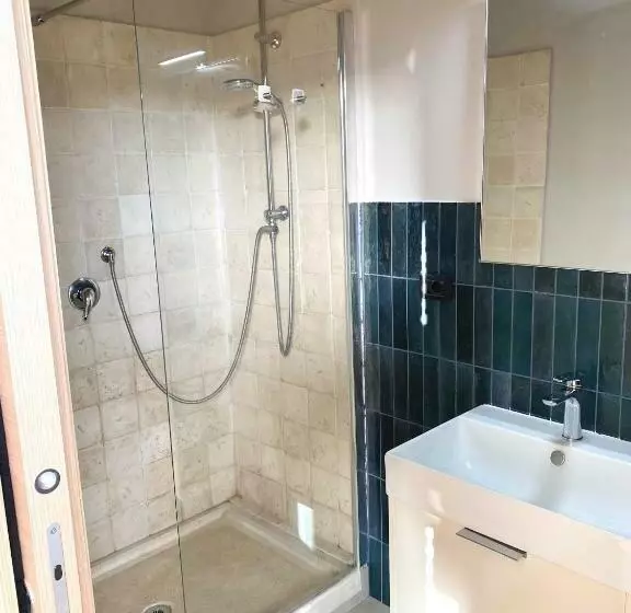 Aamiaismajoitus (B&B) Frontemare