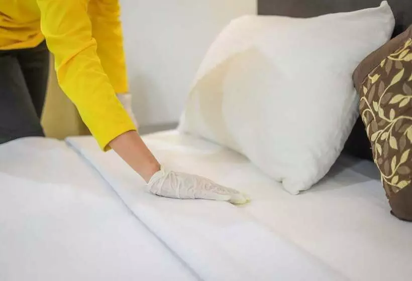 Hotelli Jyoti Plaza Madgaon Goa