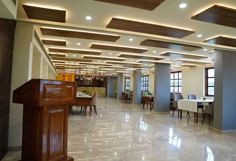 Hotelli Jyoti Plaza Madgaon Goa