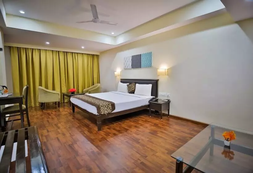 Hotelli Jyoti Plaza Madgaon Goa