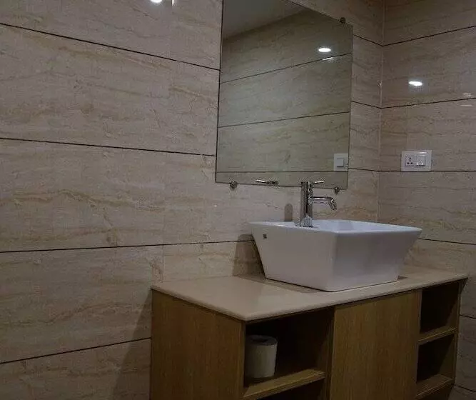 Hotelli Jyoti Plaza Madgaon Goa