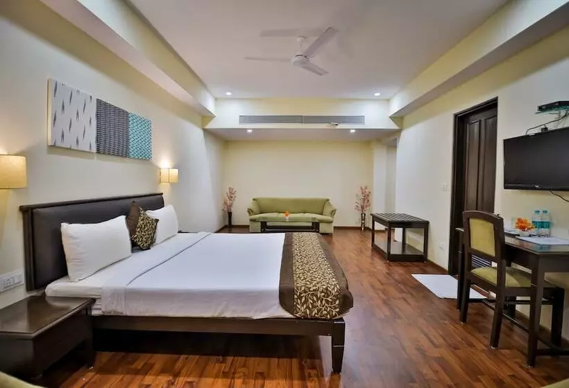 Hotelli Jyoti Plaza Madgaon Goa