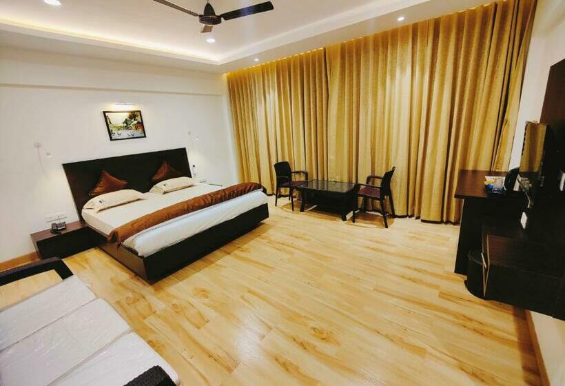 ホテル Shivanand Residency