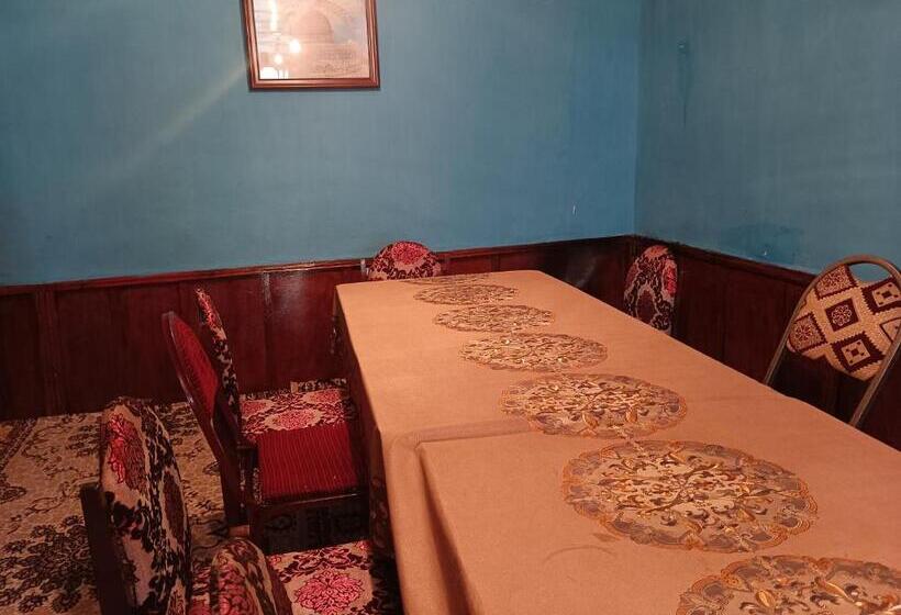 پانسیون Ecomama In Xınalıq Khinalig Guest House