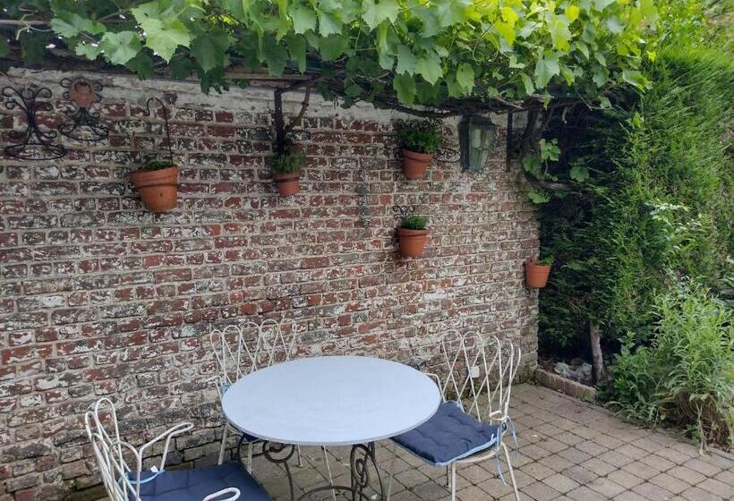 Bed and Breakfast L Heure Bleue