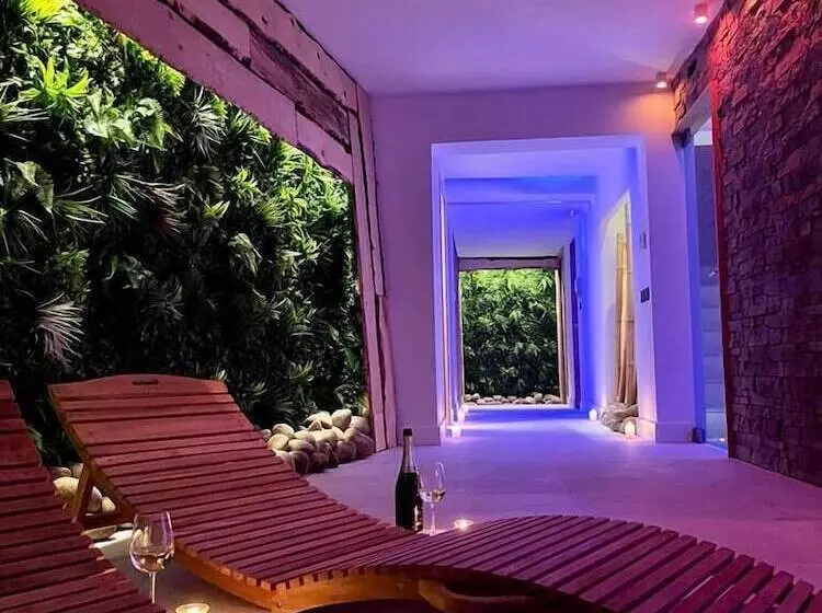 Hibrido Boutique Hotel & Spa