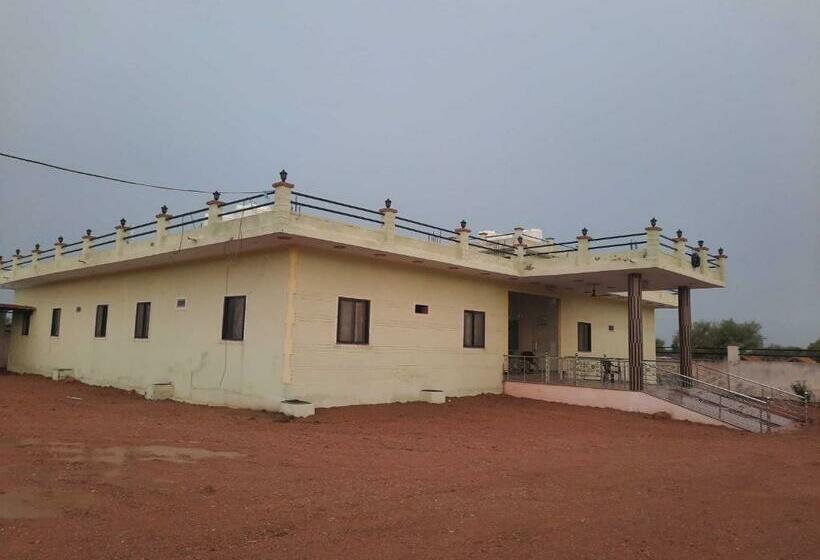 호텔 Oyo 90762 Jyoti Guest House & Restaurant