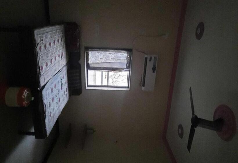 호텔 Oyo 90762 Jyoti Guest House & Restaurant