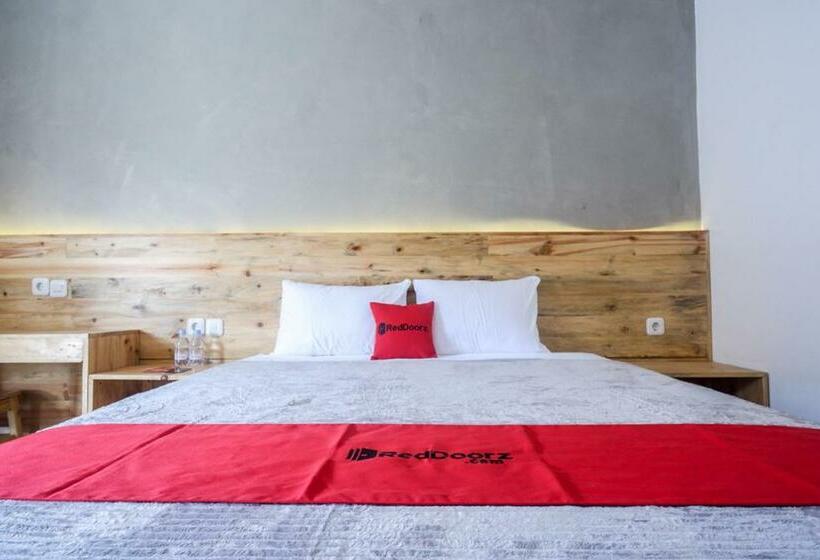 호텔 Reddoorz @ Klaten City