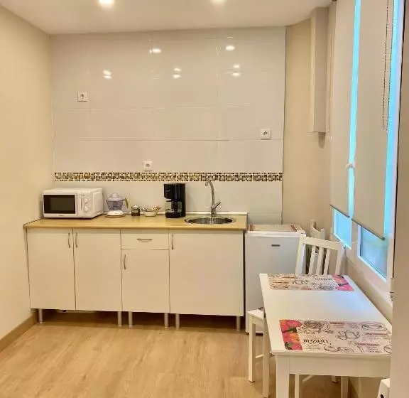 Majatalo Alojamientos Muelle De Gijón