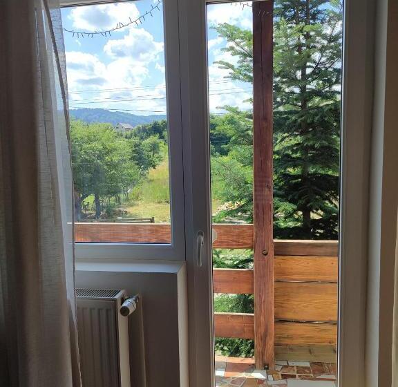 پانسیون Casa Irilen