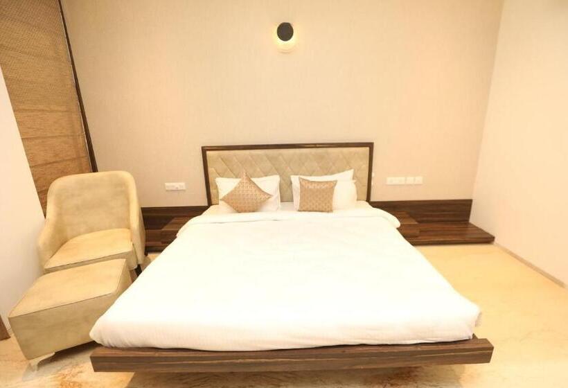 منتجع Vrr Astoria Hotel & Convention Center