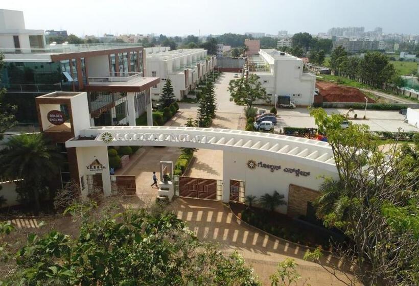 منتجع Vrr Astoria Hotel & Convention Center