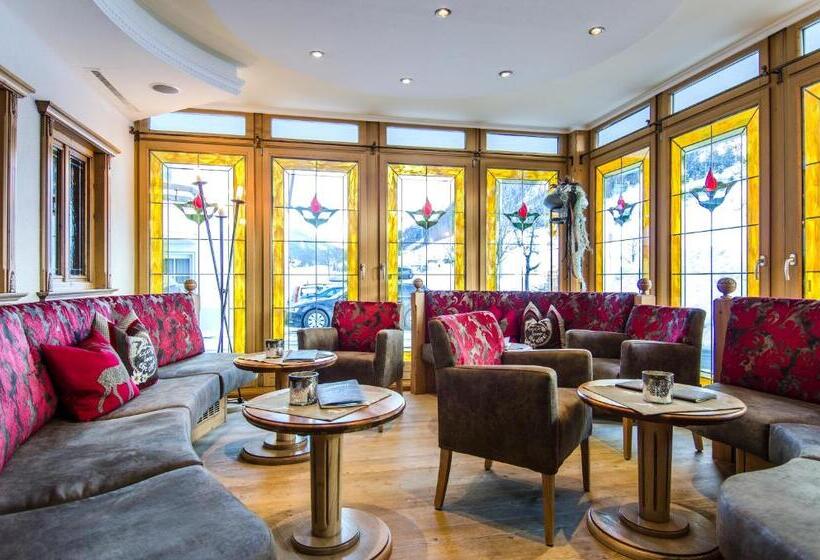 مبيت وإفطار Sporthotel Almhof