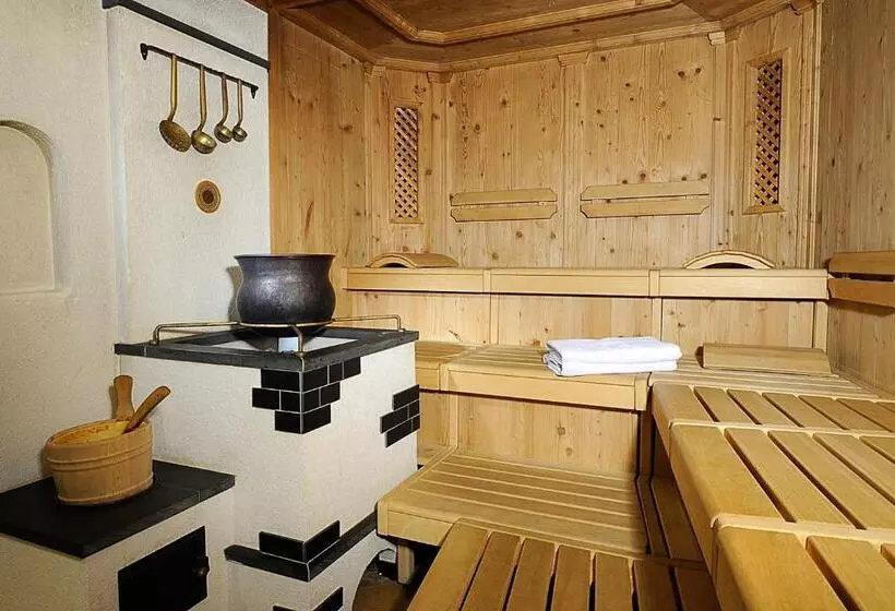 تختخواب و صبحانه Sporthotel Almhof