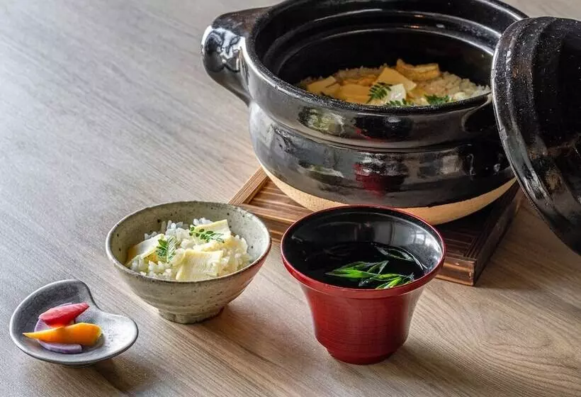 Ryokan Urakusatsu Tou