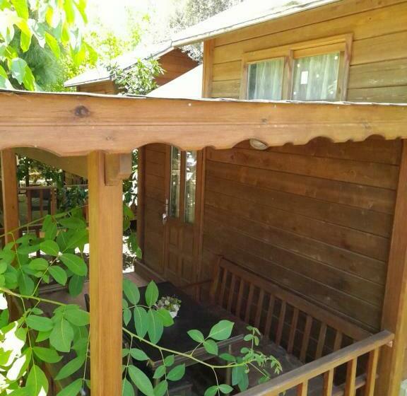 مبيت وإفطار Endemik Bungalov