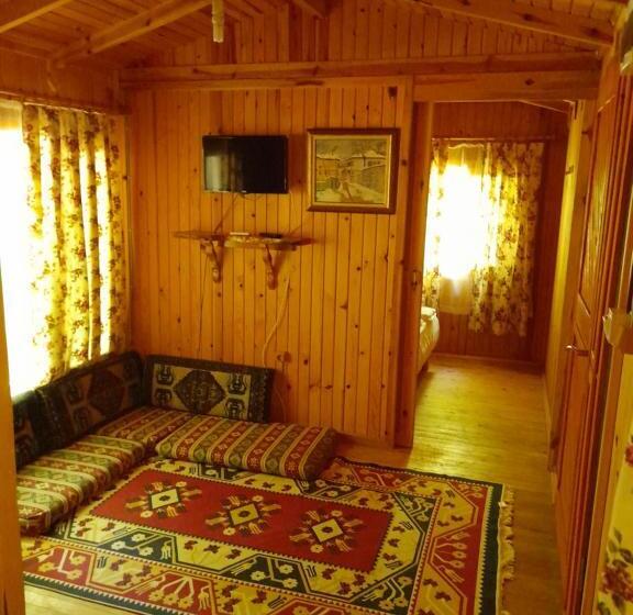 مبيت وإفطار Endemik Bungalov