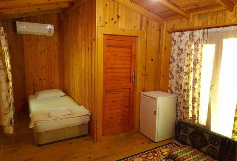 مبيت وإفطار Endemik Bungalov