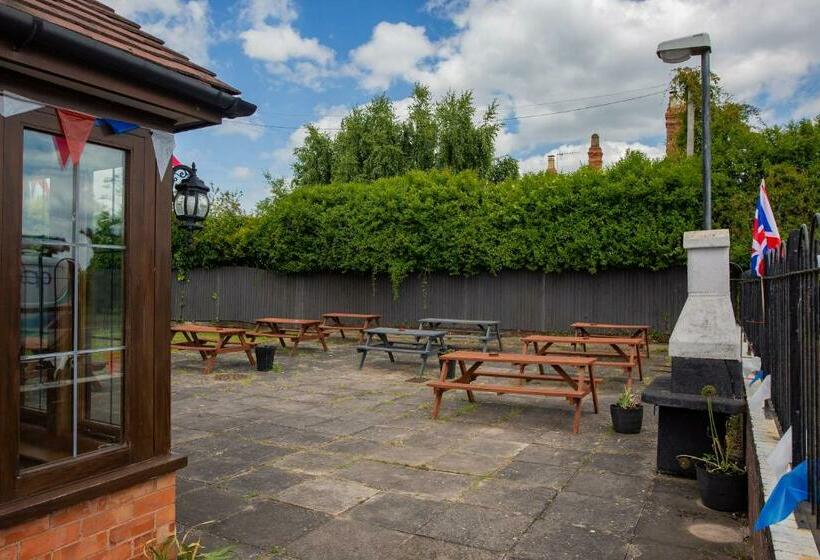 مبيت وإفطار Queens Head Inn